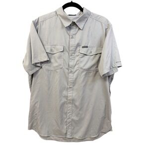 Columbia Men's Grey Utilizer II Solid Short Sleeve Shirt with Back Venting Large